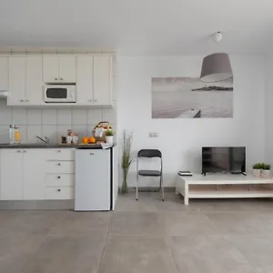 nice-studio-in-siesta-2-in-puerto-alcudia-3.allmallorcahotels.com/